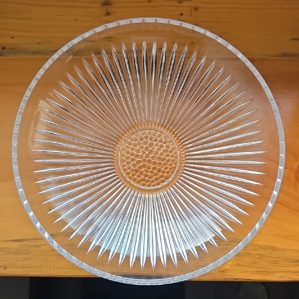 Elegant Clear Glass Serving Plate